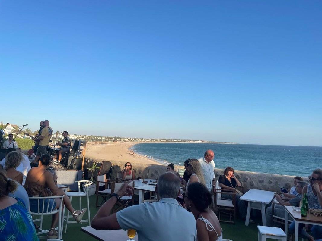 Atenas Playa Beach club